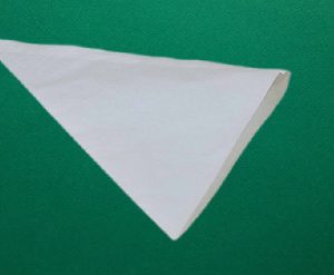 Sültkrumplis háromszög - fehér 21x15 cm